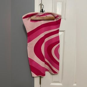 Bailey Rose strapless mini body-conscious dress in retro pink swirl